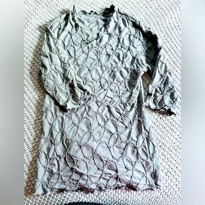 Haystacks 3/4 length sleeve gray Medium